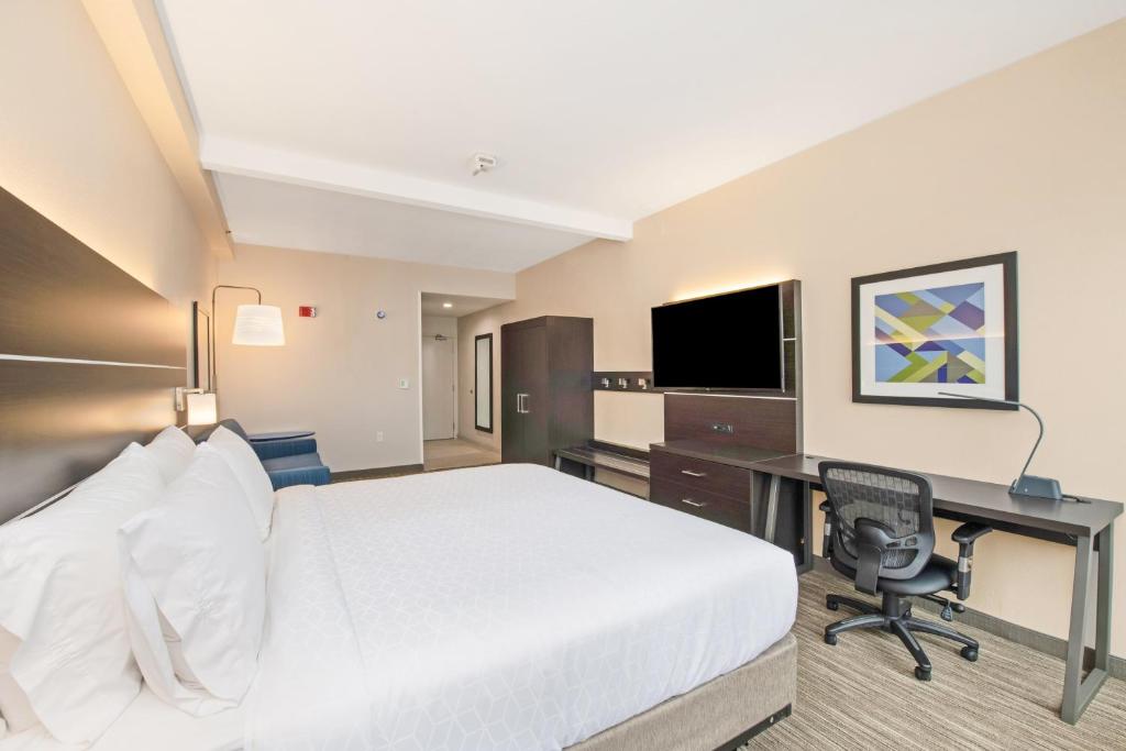 Holiday Inn Express - Delafield by IHG - Error