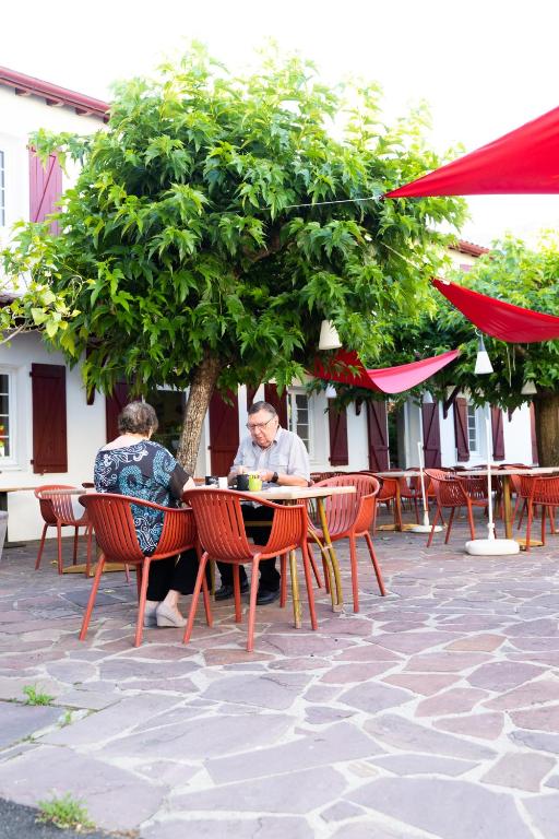 Hosté ubytování Hôtel Juantorena