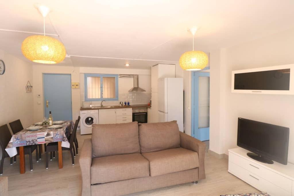 Fotografie z fotogalerie ubytování APARTAMENTO a 50 metros del MAR en Vilafortuny, Cambrils v destinaci Vilafortuny