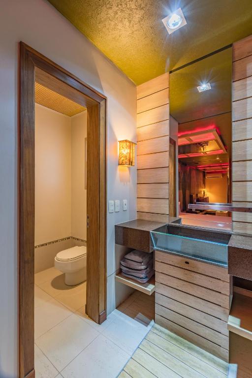  Dragon Motel (Adult Only)