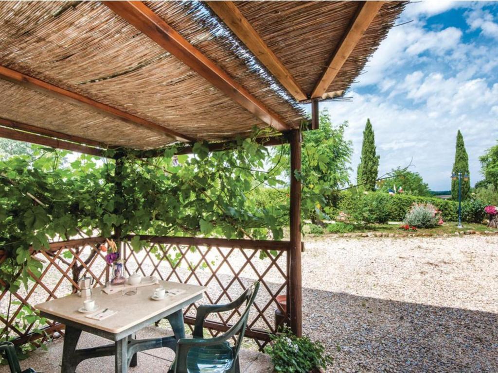 Kép Farmhouse near Siena with Scenic Views szállásáról Casole dʼElsában a galériában