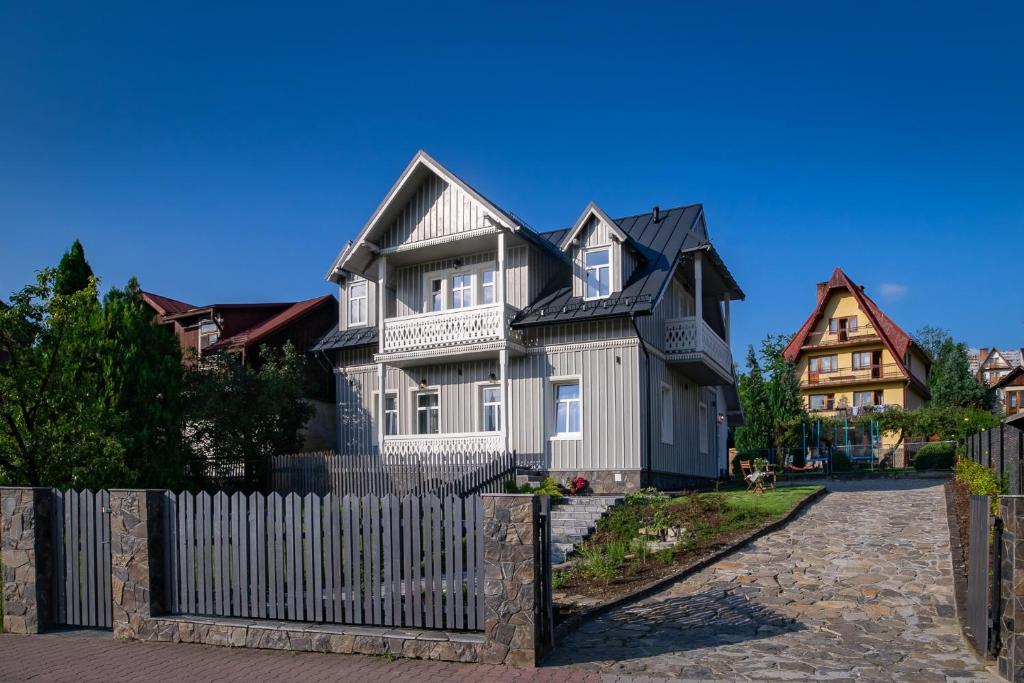 Budova, v ktorej sa penzión nachádza