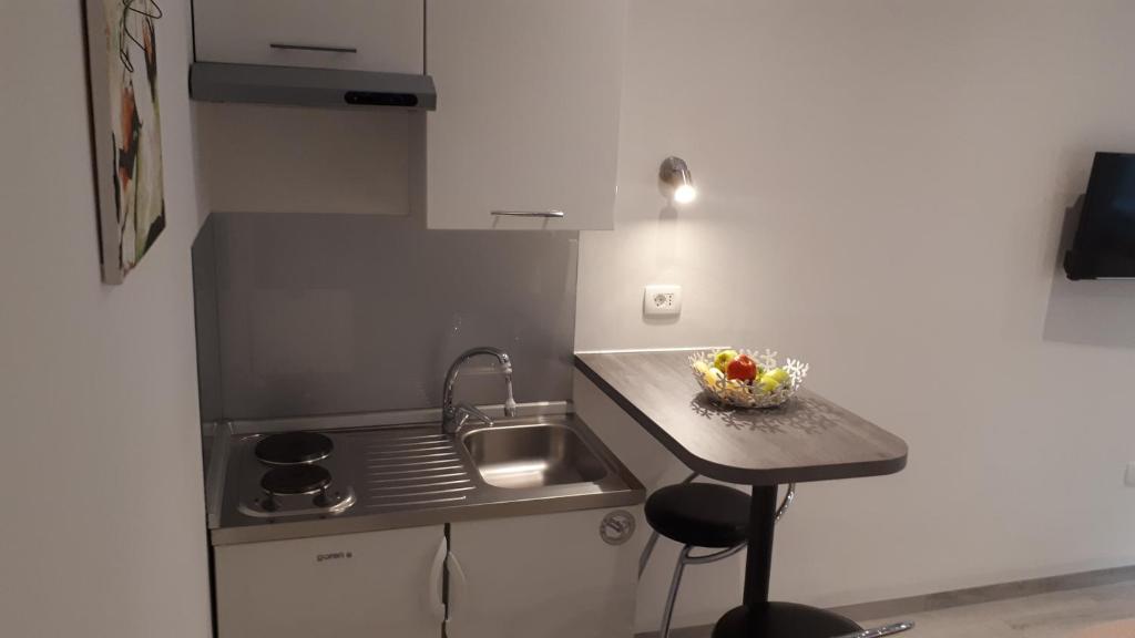 Kuchnia lub aneks kuchenny w obiekcie Guesthouse Mila