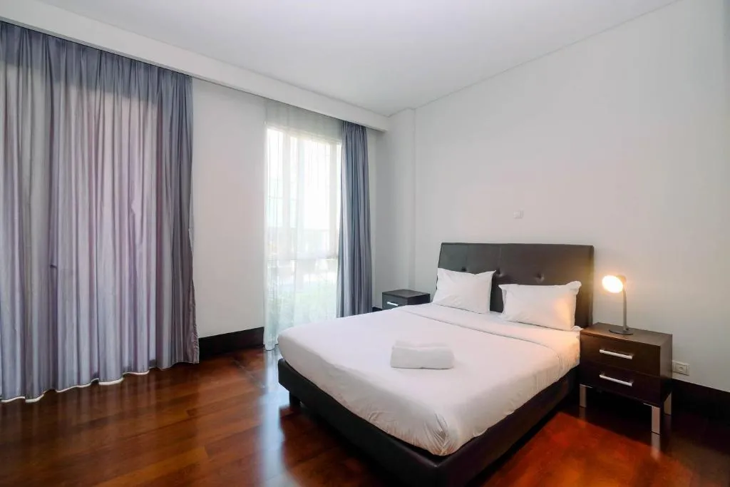 Big and Cozy 3BR Pearl Garden Apartment By Travelio, Jakarta, Indonesia