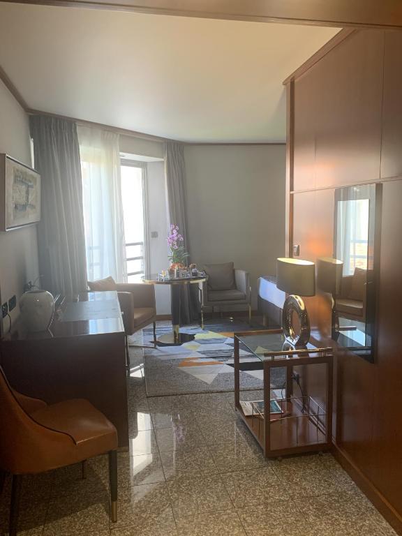 Posezení v ubytování Goldstar Apartments & Suites
