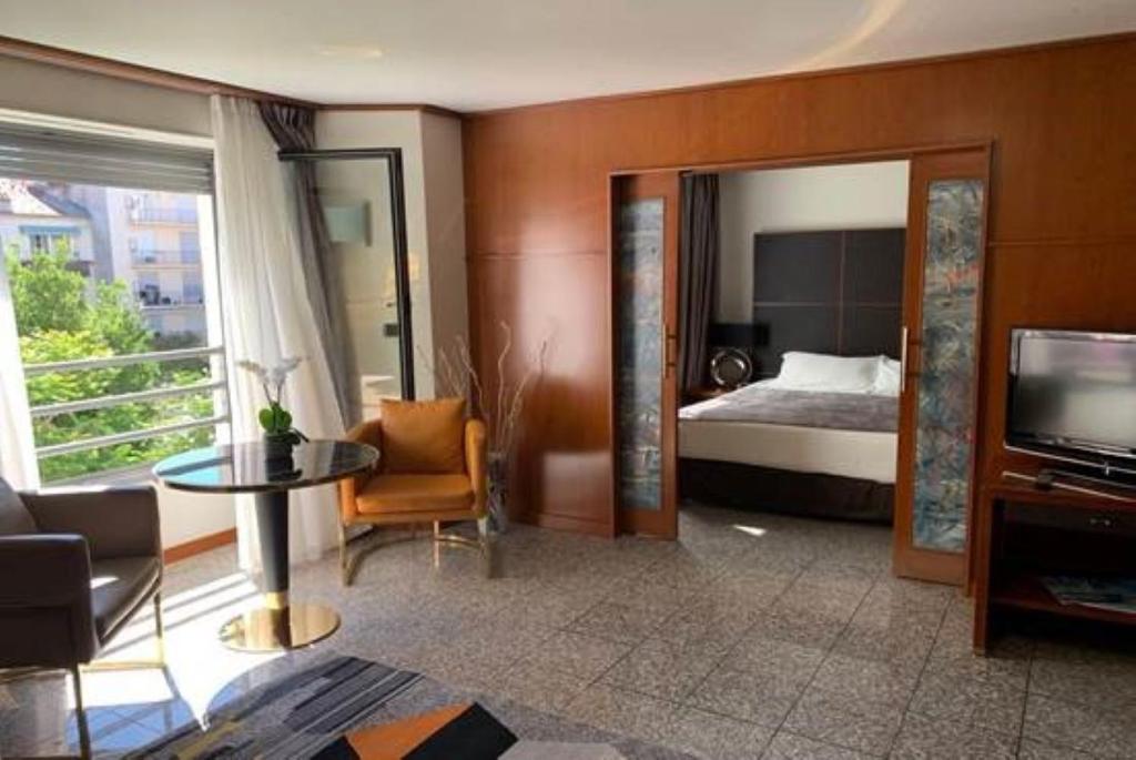 Goldstar Apartments & Suites - Resim 21