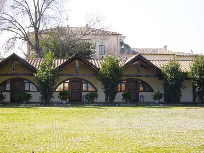Fotografie z fotogalerie ubytování Foro Appio Mansio Hotel v destinaci Latina