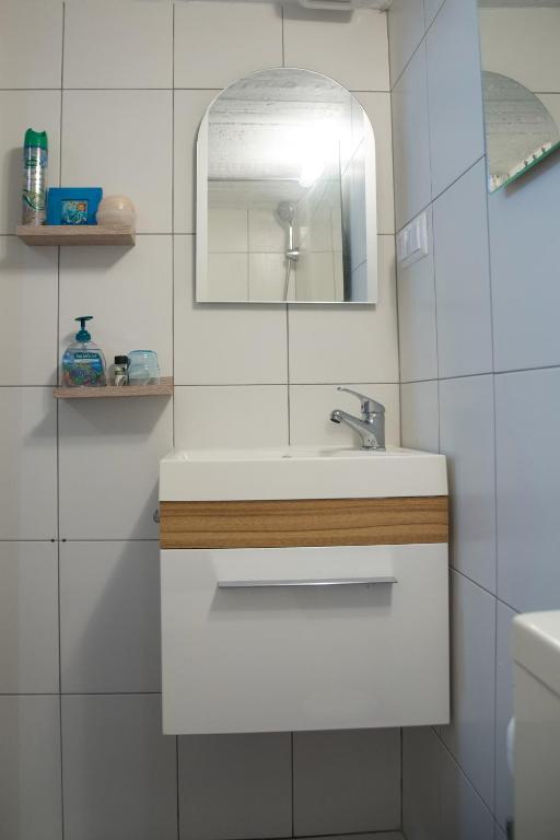 Kúpeľňa v ubytovaní Studio Cozy - In the Heart of Skyros Village