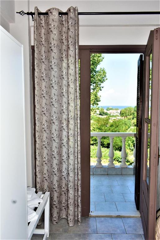 Balkon lub taras w obiekcie Studios Thea Fresh Rooms Thassos