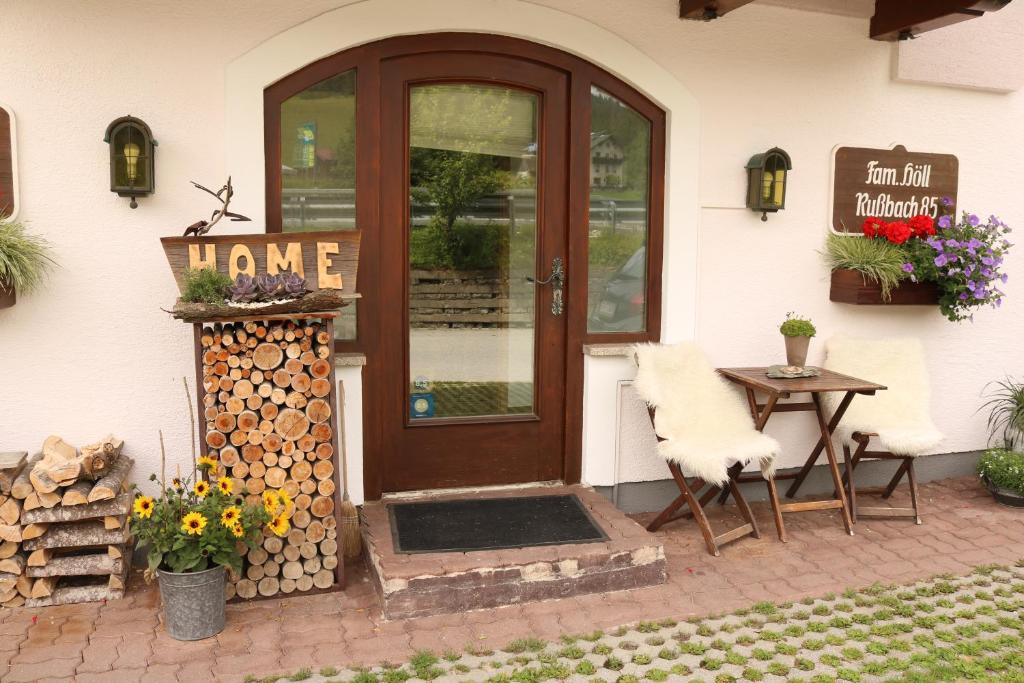 Fotografie z fotogalerie ubytování Ferienhaus Höll v destinaci Russbach am Pass Gschütt