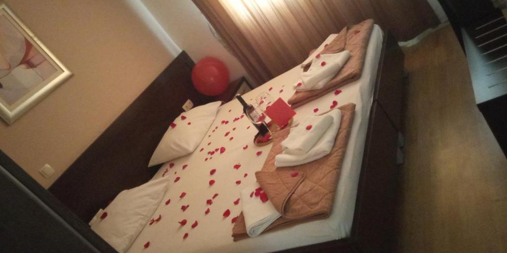 Postel nebo postele na pokoji v ubytování Hotel Orka