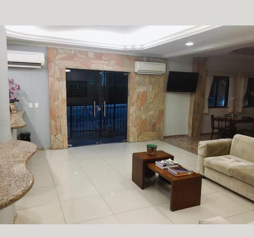  Ideal Praia Hotel