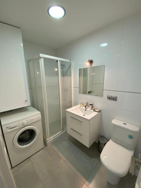 Kúpeľňa v ubytovaní Apartament El Far
