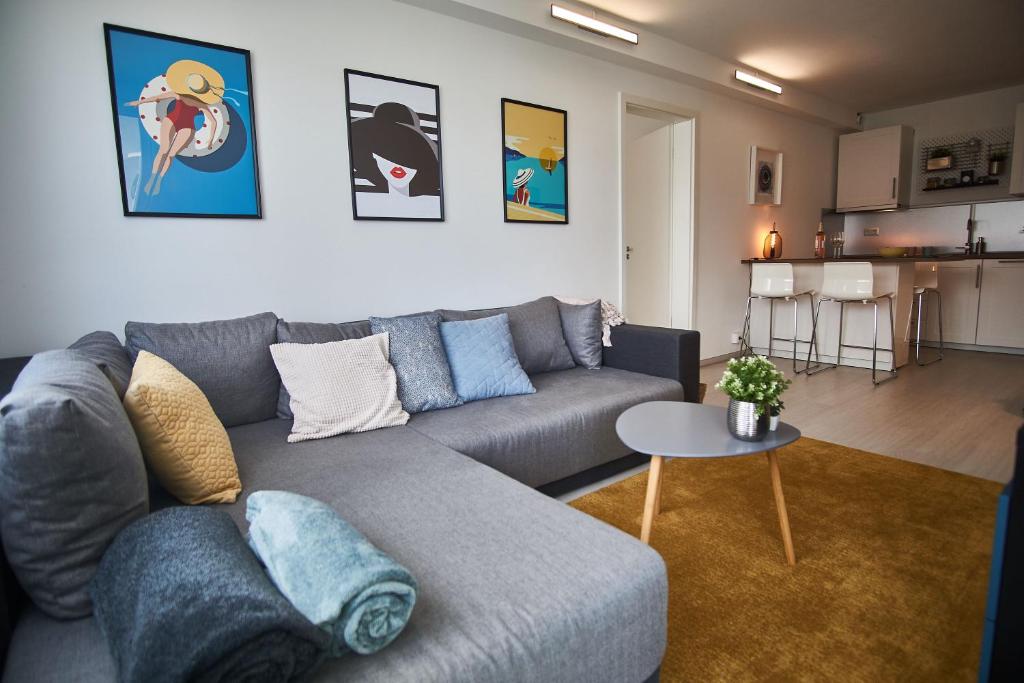 Catamaran Apartments - hostAID 8600 Siófok, 12 Liszt Ferenc sétány kép - 1