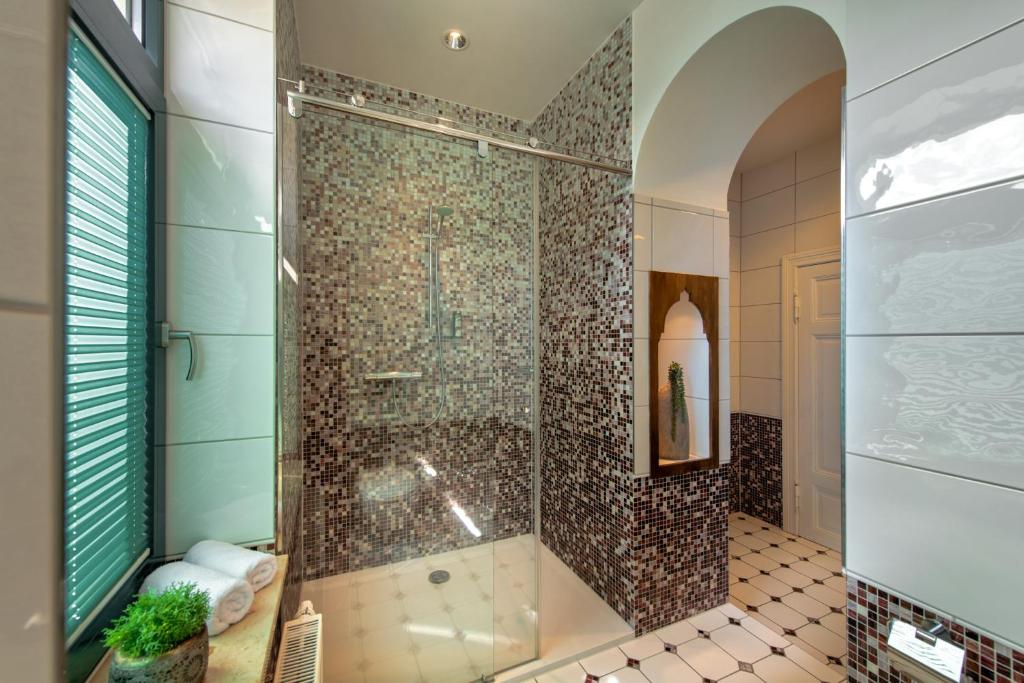 Recknitztal-Hotel Marlow - Appartement Met Terras
