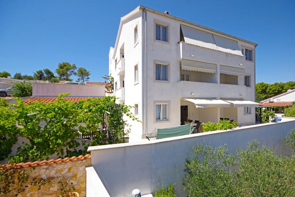 The building in which Az apartmant is located