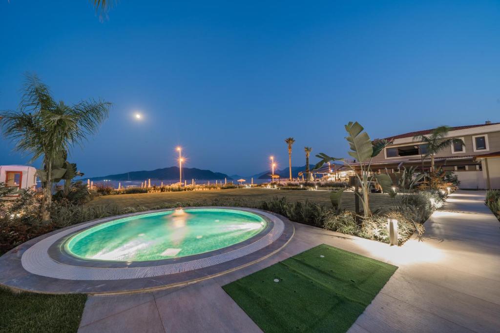Bazén v ubytování Premier Nergis Beach & SPA nebo v jeho okolí