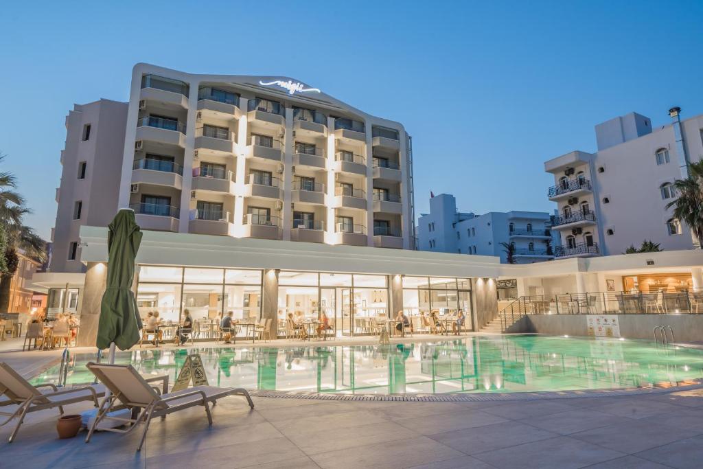 Bazén v ubytování Premier Nergis Beach & SPA nebo v jeho okolí