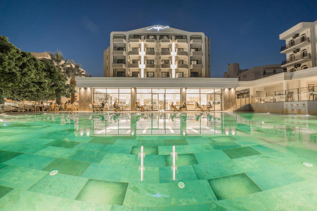 Bazén v ubytování Premier Nergis Beach & SPA nebo v jeho okolí
