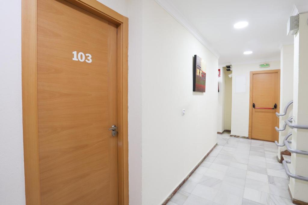Hostal la Campana, La Línea de la Concepción – Bijgewerkte ...