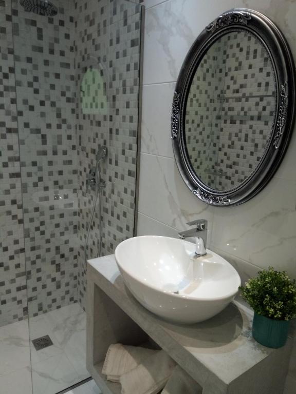 Elizabeth Studios - 11