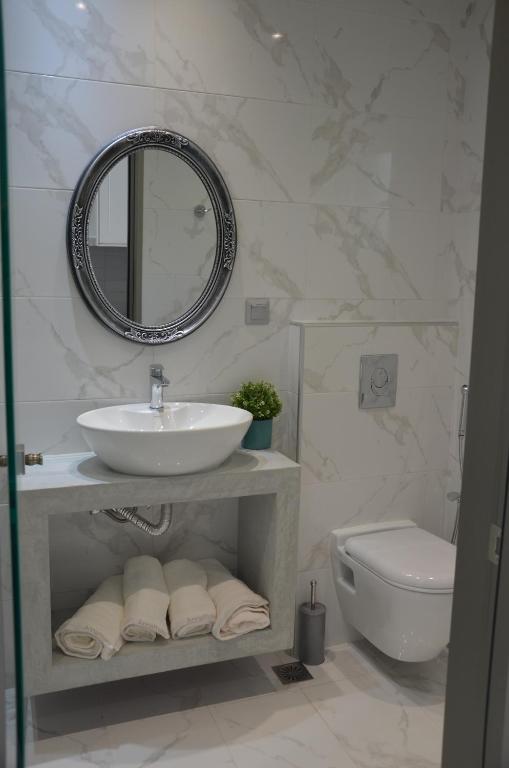 Elizabeth Studios - 10