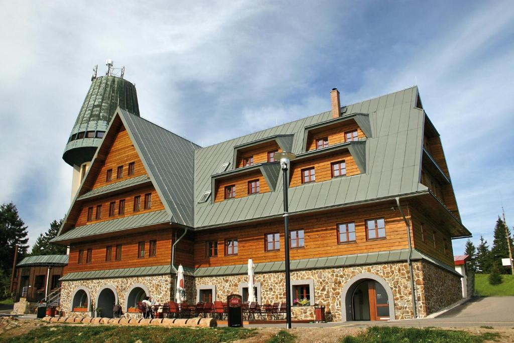 Budova, kde se apartmán nachází