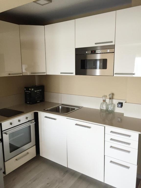 Kuchyň nebo kuchyňský kout v ubytování Apartamento Vista Mar