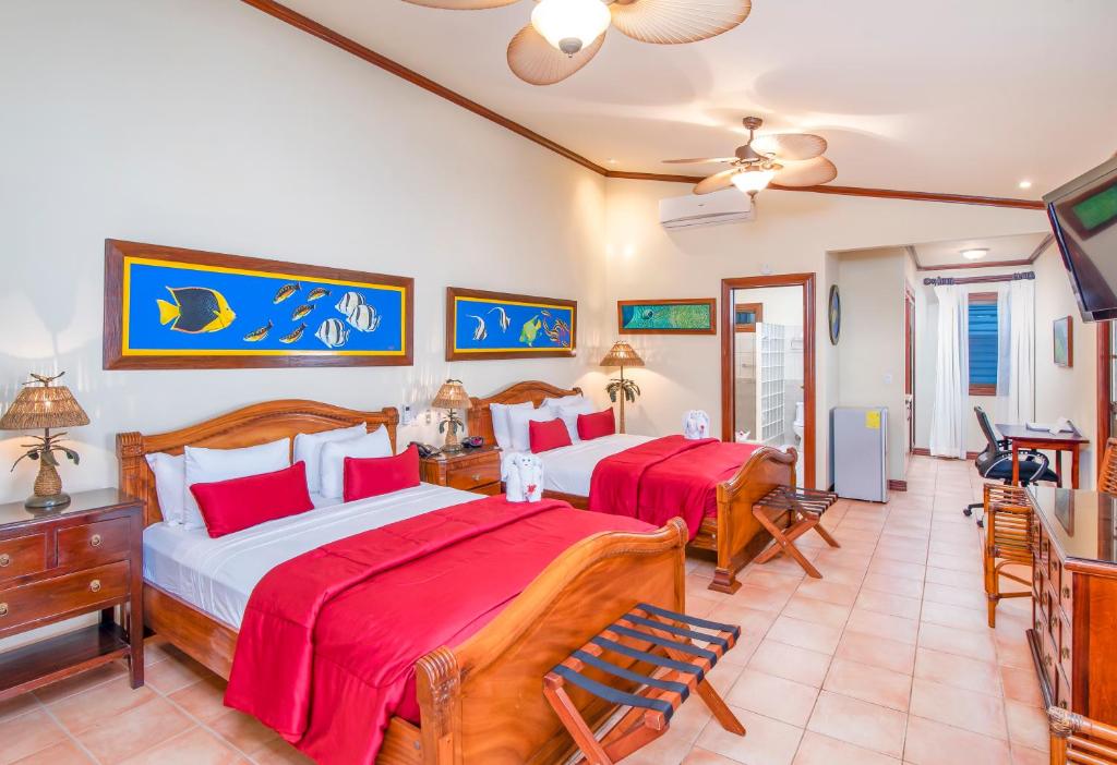 Hotel Villas Lirio - Double Room With Two Double Beds - Garden View