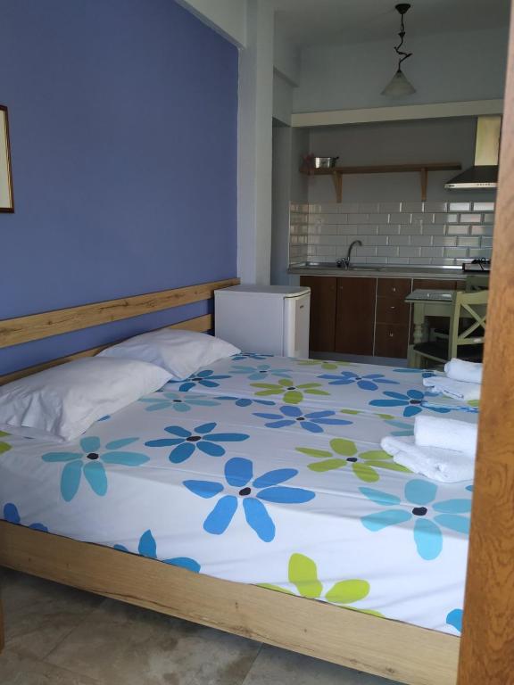 Giorgos Apartments Square - One-Bedroom Apartment