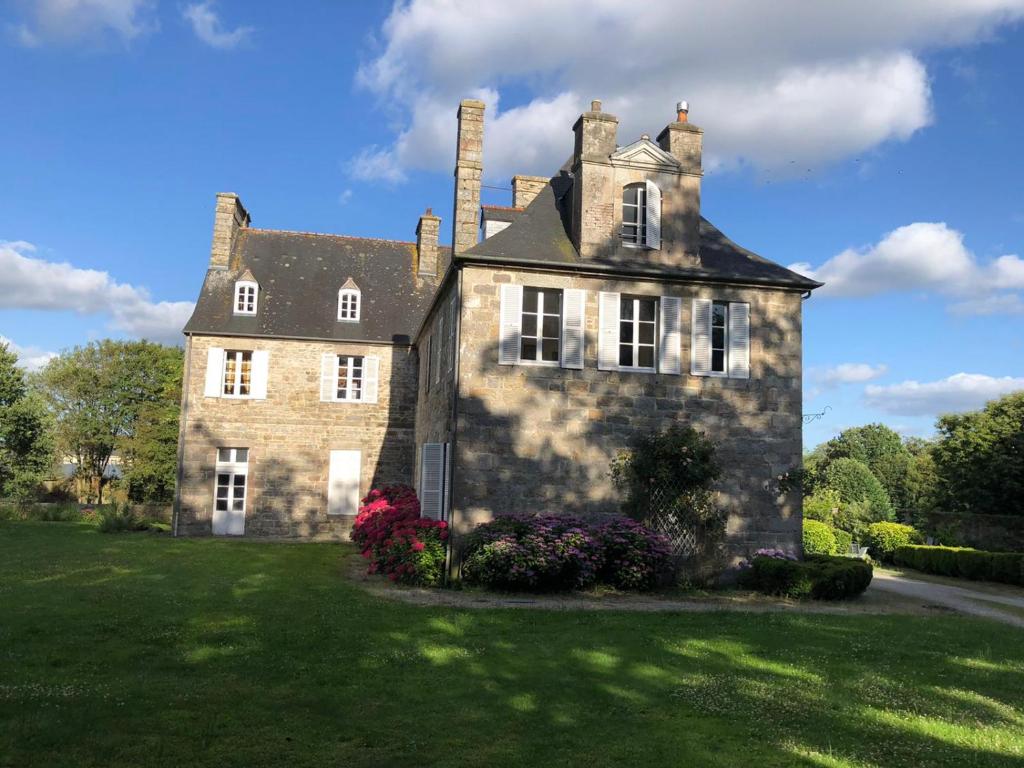 Zahrada ubytování Les chambres d'hôtes du Manoir de Roz-Maria