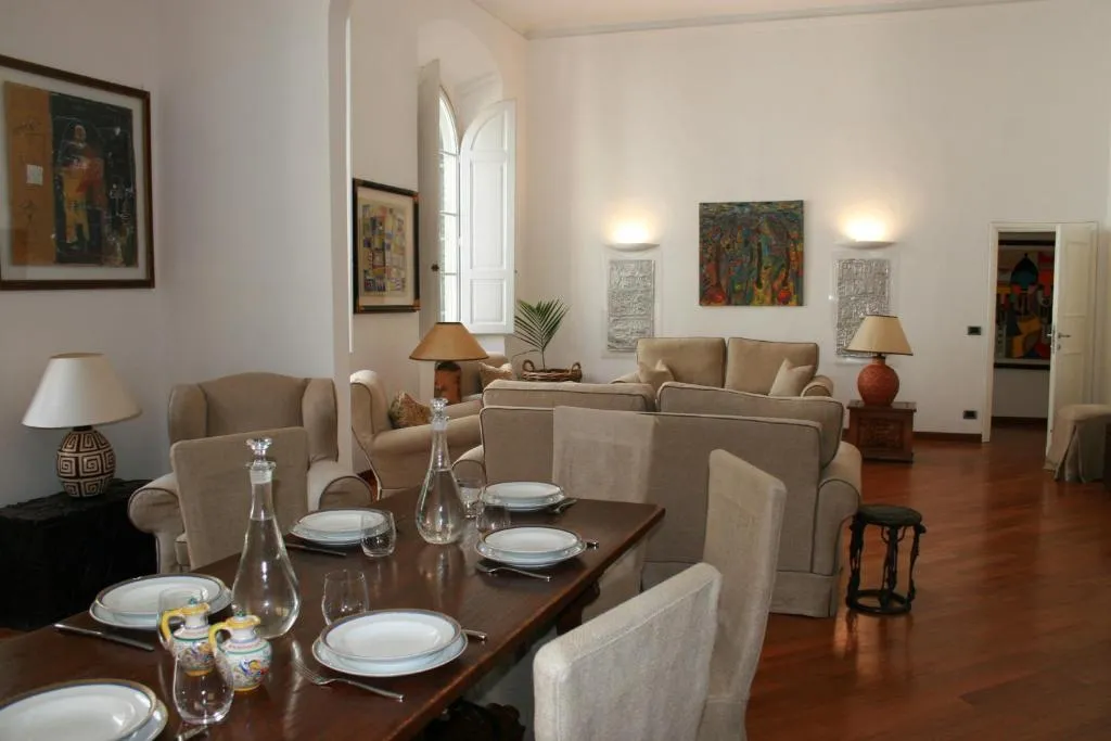 Bargello Fusion end Elegant Apartment, Florența, Italia