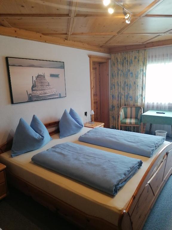 Postel nebo postele na pokoji v ubytování Gasthof Finkenhof