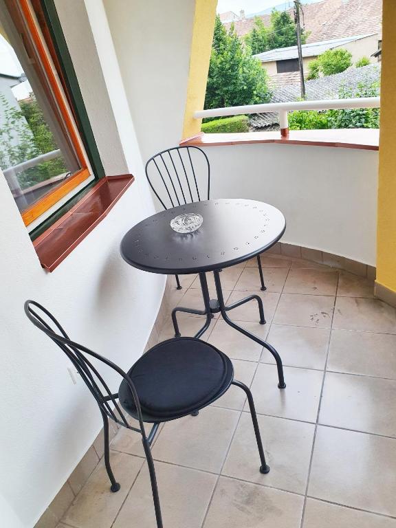Balkón nebo terasa v ubytování Pannonia Apartman