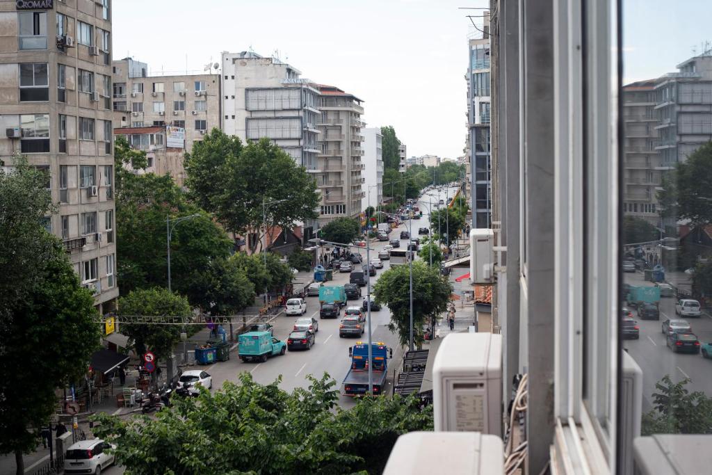 Nespecifikovaný výhled na destinaci Soluň nebo výhled na město při pohledu z apartmánu