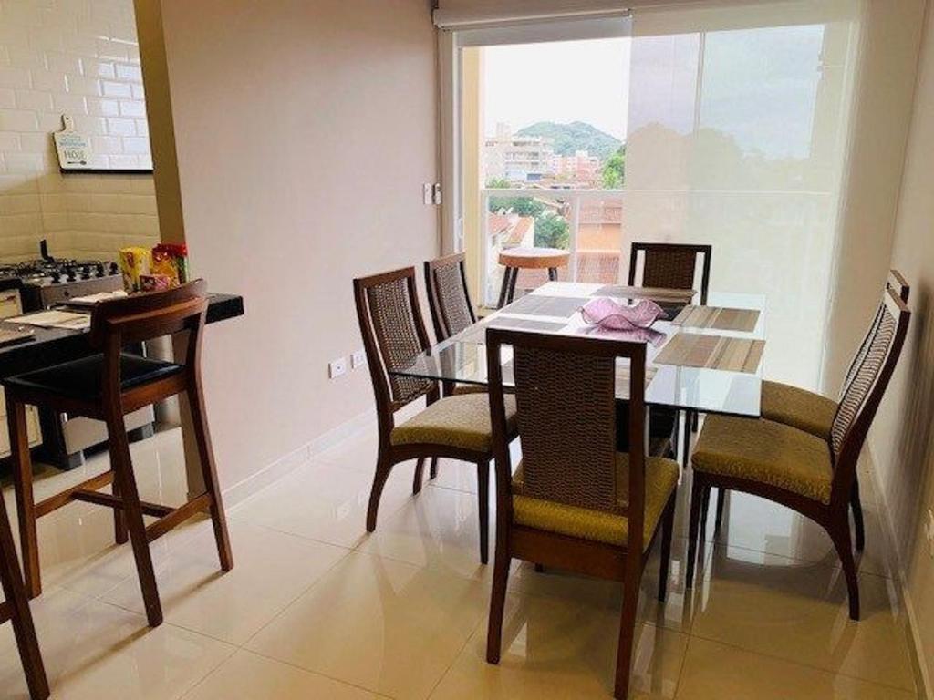  Apto Alto Padrão no Centro de Ubatuba