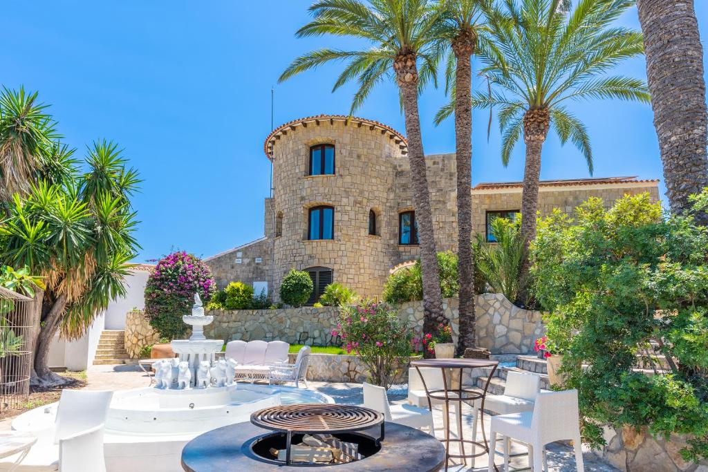 Vonkajšia záhrada v ubytovaní Maryvilla Inspiracion y Vacaciones - Grand Villa Penon