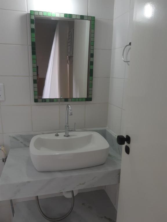  PRAIA GRANDE- UBATUBA- parte nobre - Cond SAN MARINO