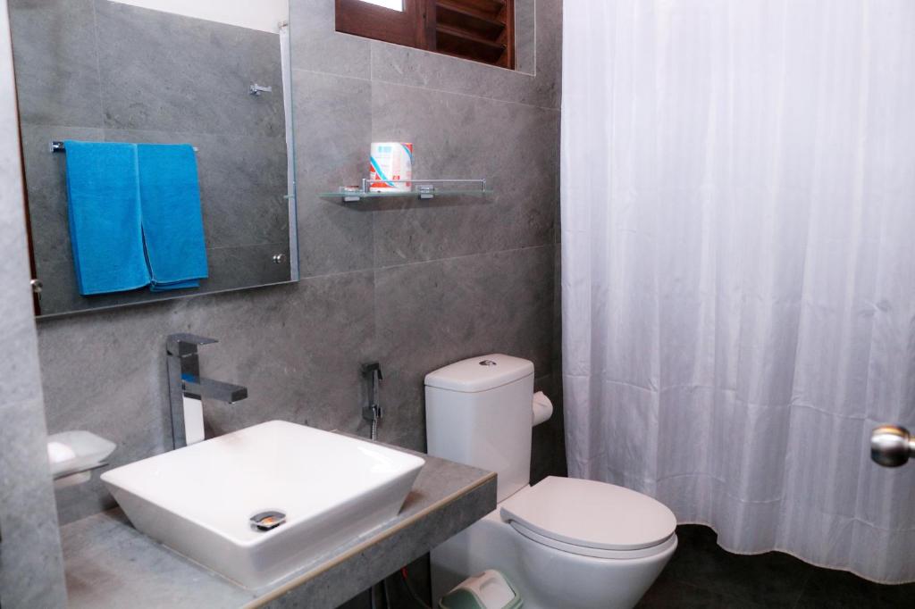 Seafood Restaurant and Motel - 3