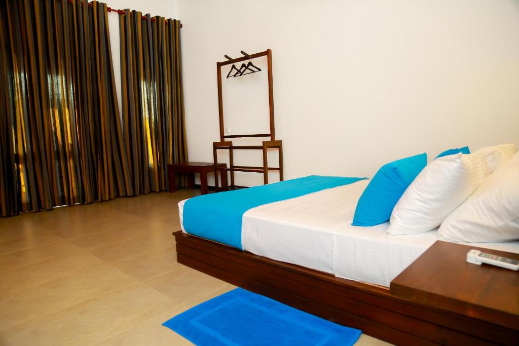 Seafood Restaurant and Motel - 2