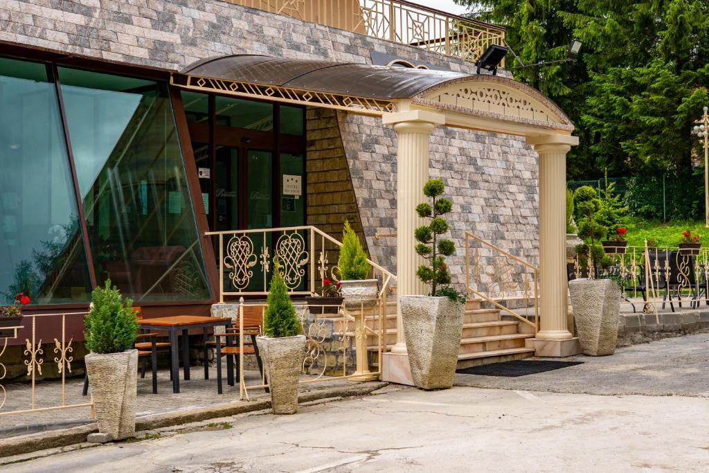 Budova, kde se hotel nachází