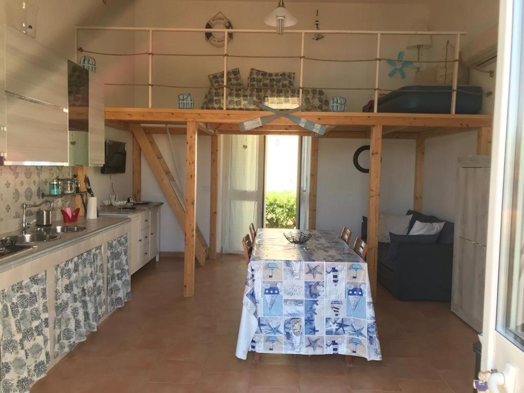 Kuchyň nebo kuchyňský kout v ubytování Pia Beach House
