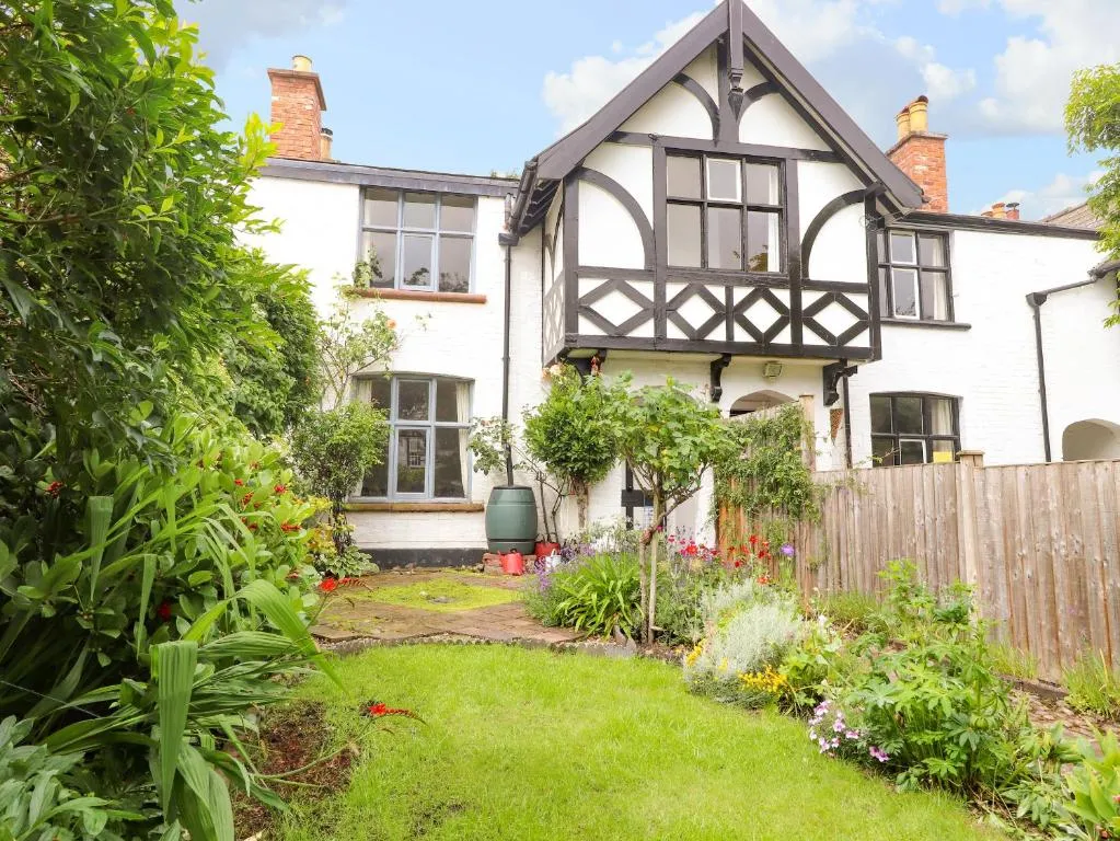 2 Ashby Place, Chester, United Kingdom