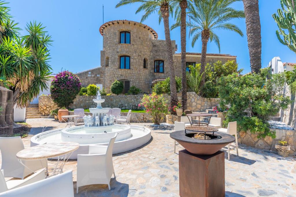 Vonkajšia záhrada v ubytovaní Maryvilla Inspiracion y Vacaciones - Grand Villa Penon