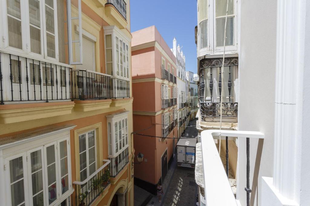 COLON15 Family Home by Cadiz4Rentals, Cádiz – Updated 2023 Prices