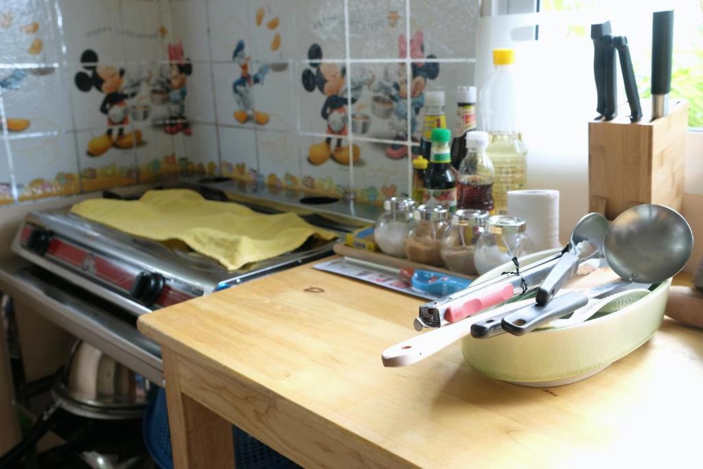 Kuchyň nebo kuchyňský kout v ubytování Little B house