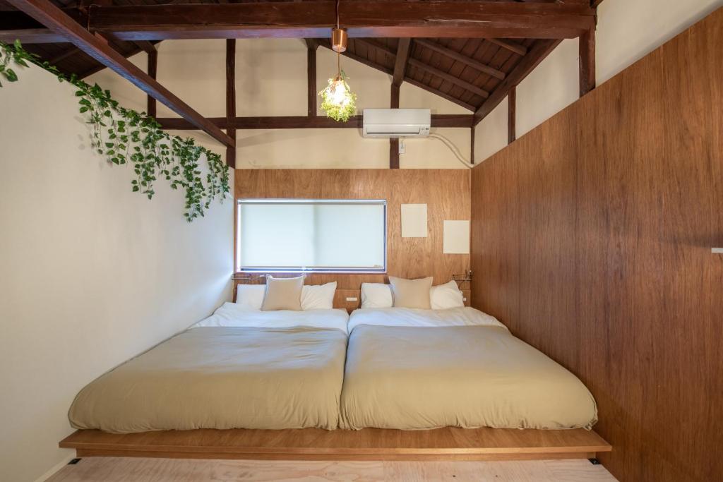 KOU Namba/Kuromon - Two-Bedroom Apartment