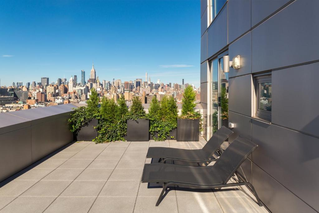 Hotel Indigo Lower East Side New York by IHG - One-Bedroom King Suite With City View