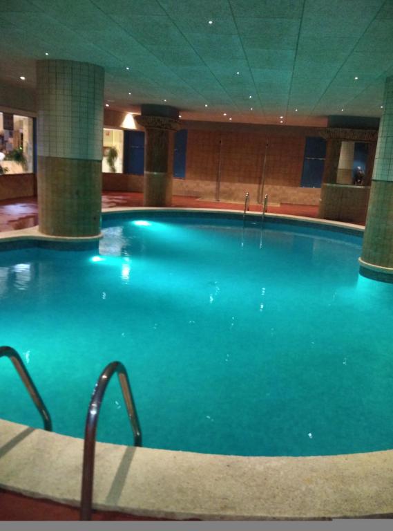 Bazén v ubytovaní Hotel Esplendid alebo v jeho blízkosti