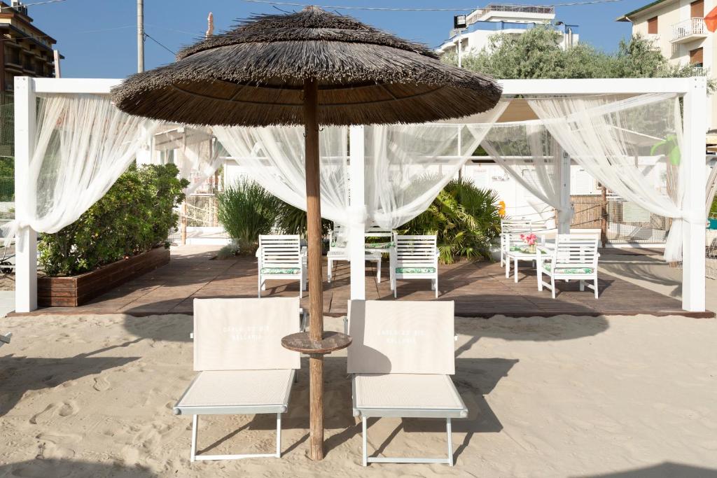 Patio nebo venkovní prostory v ubytování Hotel Castellucci
